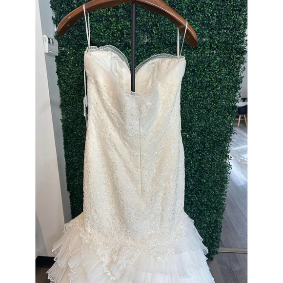 Watters New Sample White Ruffle Beaded Wedding Gown Size 12 Orig.$1200 - Picture 8 of 10